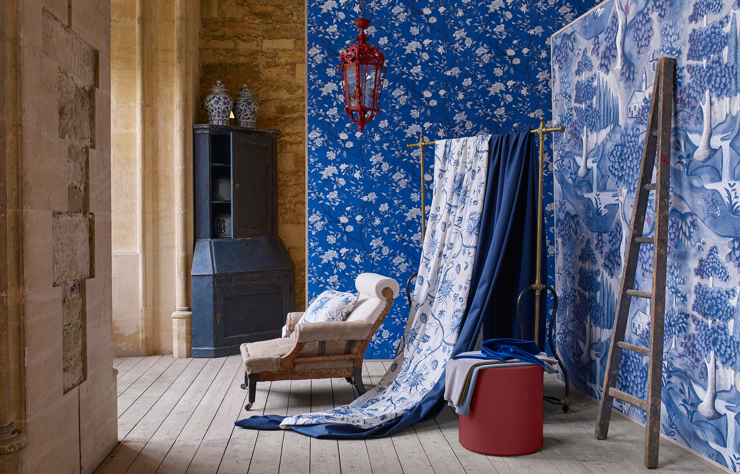 Cotswolds Manor Wallpapers